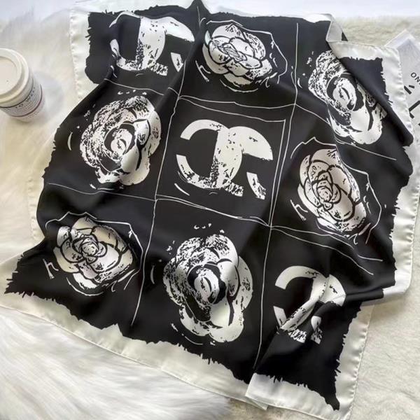 FLOWER SILKY SQUARE BANDANA NECK SCARF