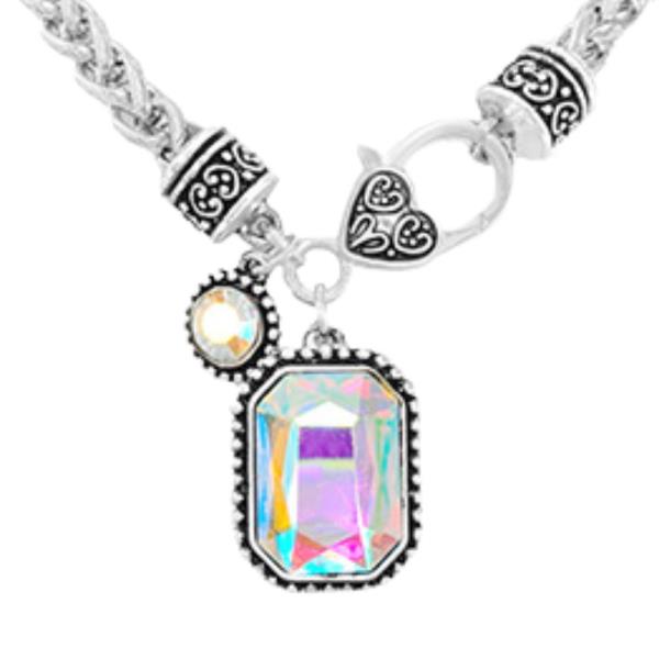 GLASS STONE FILIGREE CHARM METAL NECKLACE