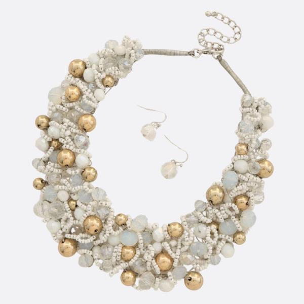 CHUNKY BEADED NECKLACE