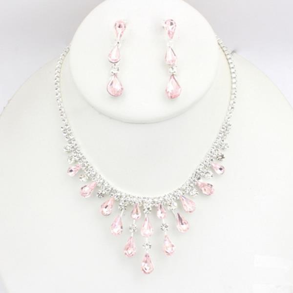 TEARDROP RHINESTONE NECKLACE