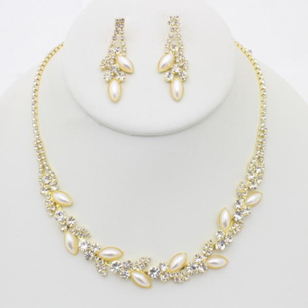 RHINESTONE PEARL BEAD NECKLACE