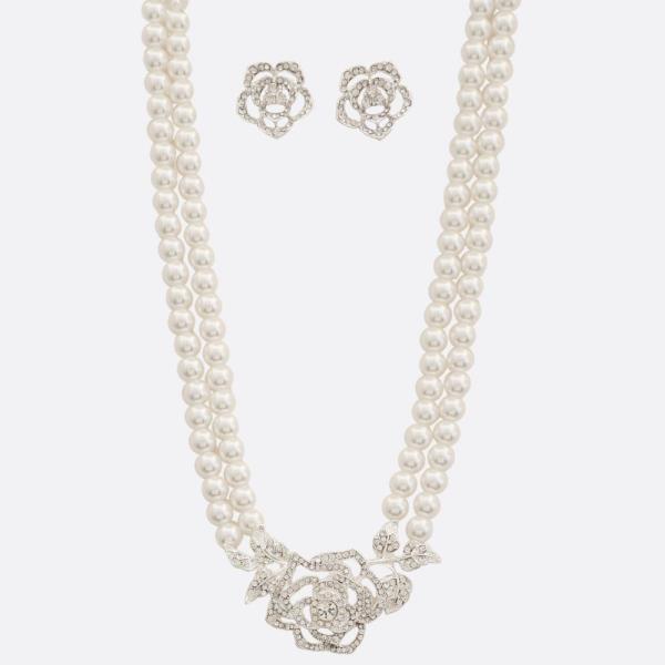 FLOWER PENDANT PEARL BEAD LAYERED NECKLACE