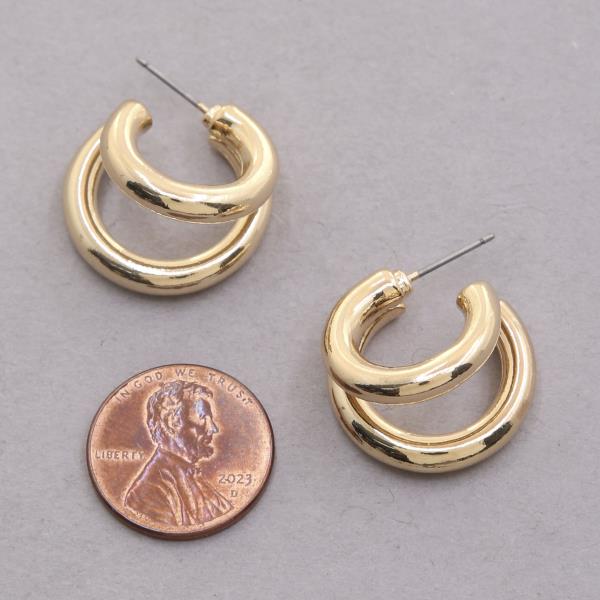 TWO TONE OPEN HOOP EARRING