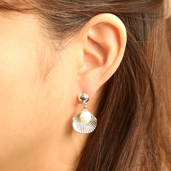 14K GOLD/WHITE GOLD DIPPED SCALLOPED PEARL DROP EARRINGS