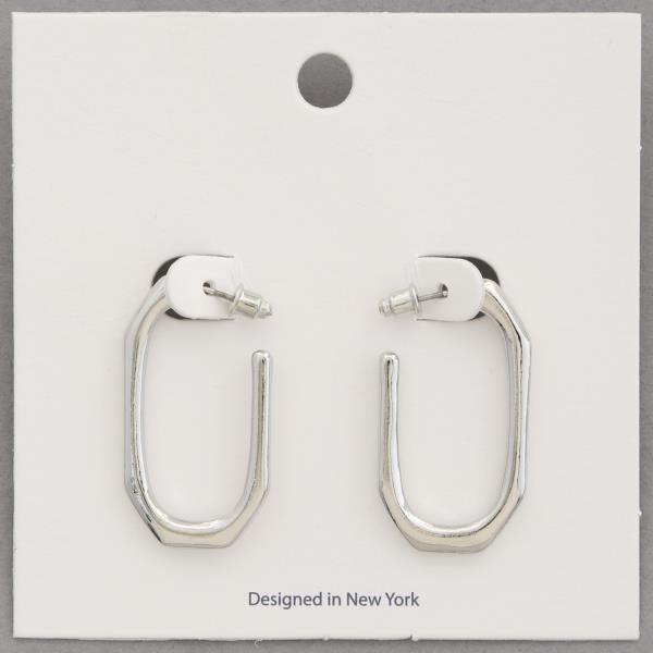 OPEN OVAL METAL EARRING