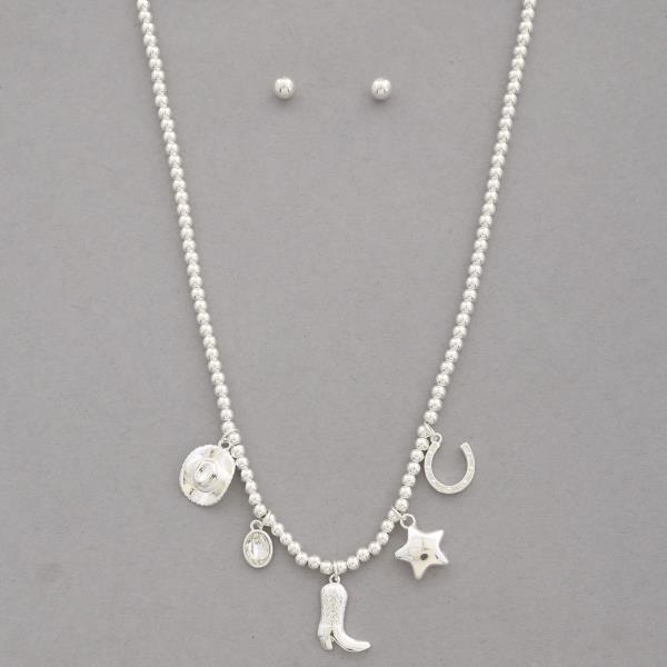 WESTERN CHARMS BEADED NECKLACE