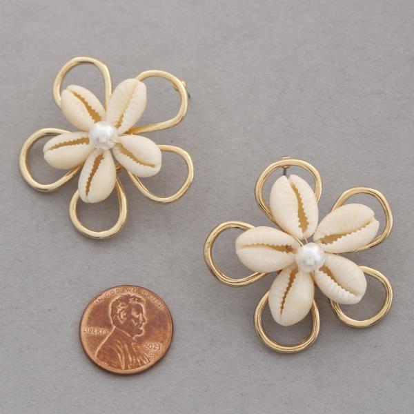 SEASHELL DOUBLE FLOWER EARRING