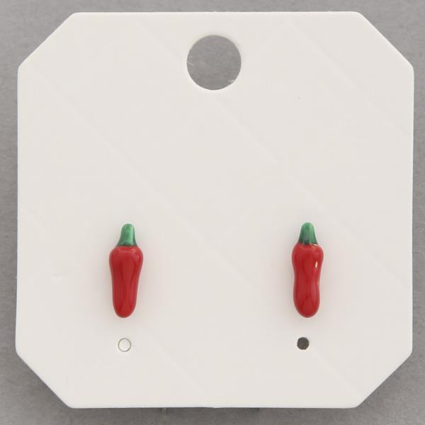 PEPPER STUD EARRING