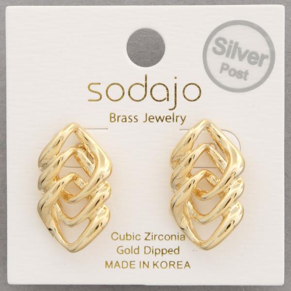 SODAJO METAL DANGLE EARRING