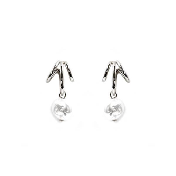TRIPLE HOOP PEARL BEAD EARRING