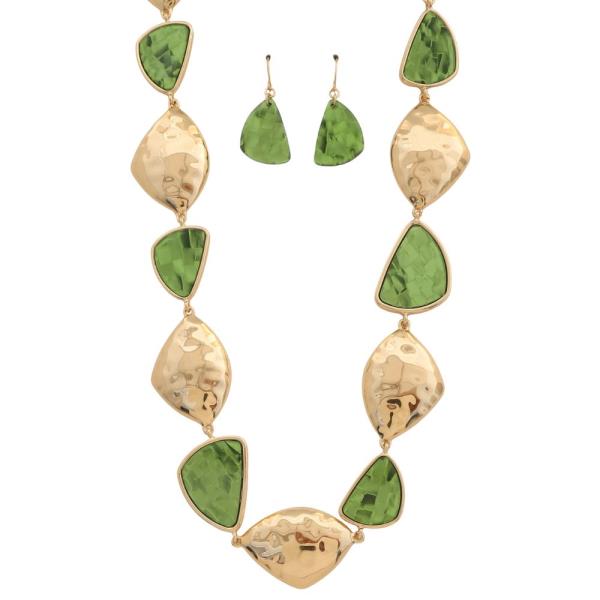 HAMMERED METAL GEO SHAPE LINK NECKLACE