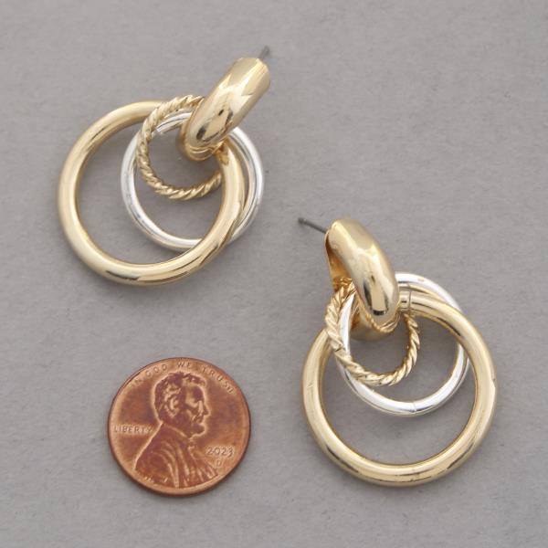 TWO TONE CIRCLE LINK METAL EARRING