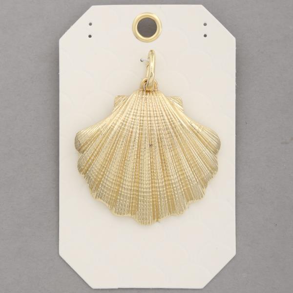 SEASHELL CHARM