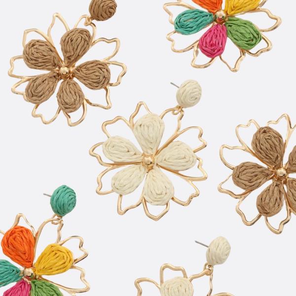 METAL RAFFIA FLOWER DANGLE EARRING