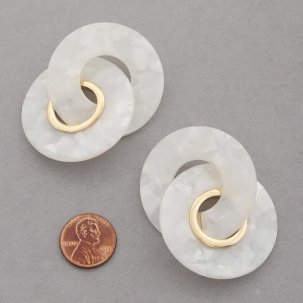 ACETATE CIRCLE METAL RING EARRING