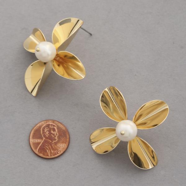 PEARL BEAD FLOWER EARRING