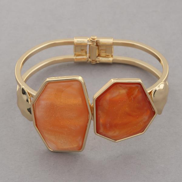 GEO SHAPE HINGE CUFF BRACELET