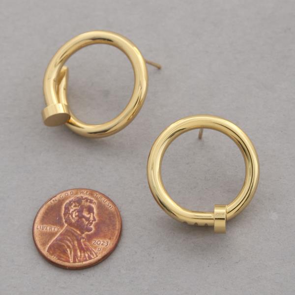 NAIL ROUND METAL EARRING