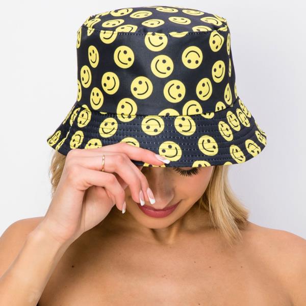 2 PC HAPPY FACE BUCKET HAT