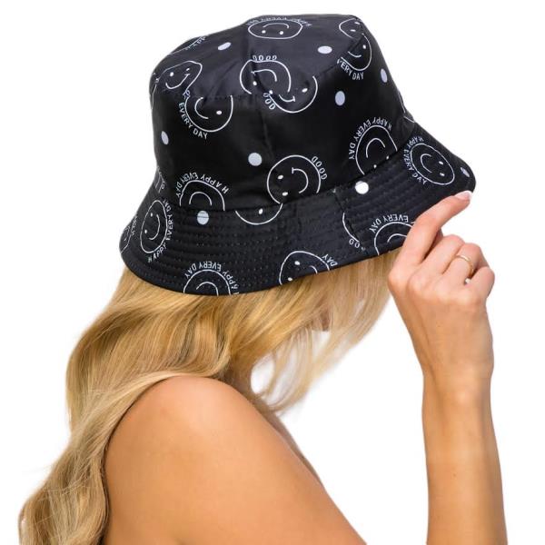 2 PC HAPPY FACE GOOD VIBES BUCKET HAT