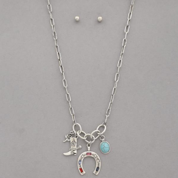 WESTERN CHARM METAL NECKLACE