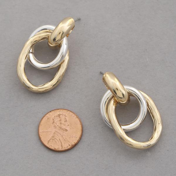 TWO TONE CIRCLE OVAL LINK METAL EARRING