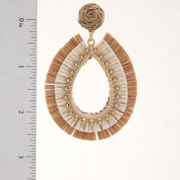 TEARDROP RAFFIA EDGE DANGLE EARRING