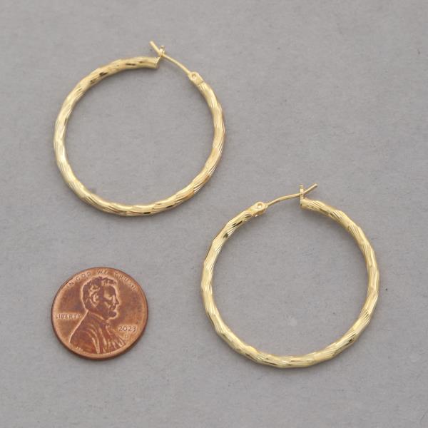 14K GOLD DIPPED TEXTURED HOOP EARRING