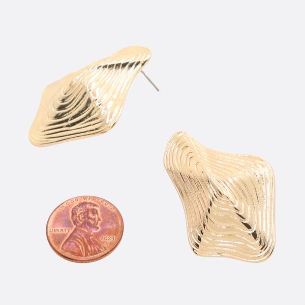 ORGANIC SHAPE METAL EARRING