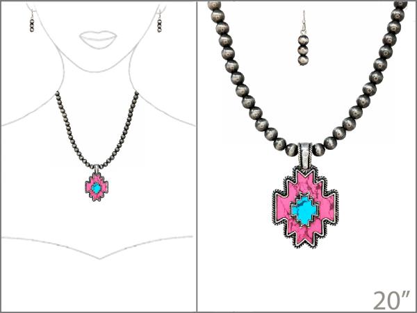 WESTERN PENDANT BEADED NECKLACE