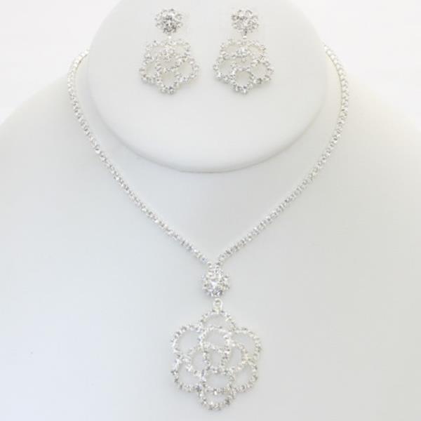 FLOWER RHINESTONE PENDANT NECKLACE