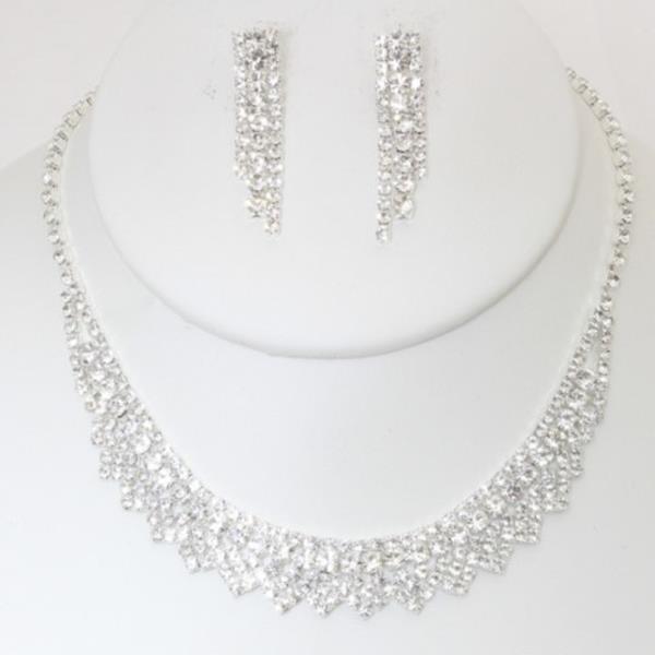 RHINESTONE NECKLACE