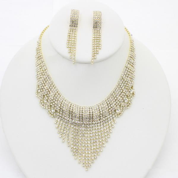 RHINESTONE NECKLACE