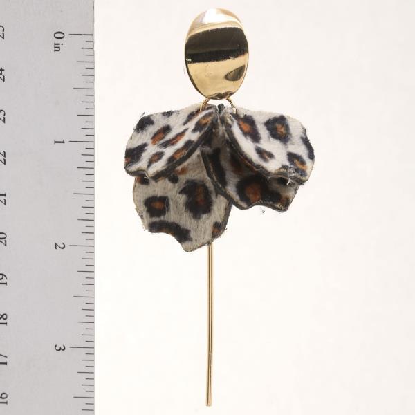 OVAL METAL ANIMAL PRINT PETAL DROP EARRING