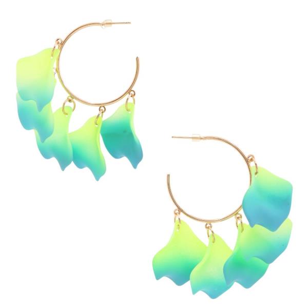 TWO TONE PETAL RUFFLE OPEN HOOP EARRING