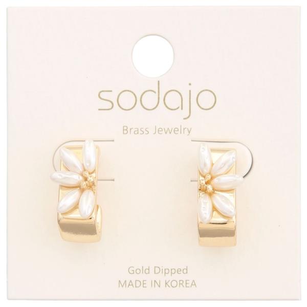 SODAJO FLOWER PEARL GOLD DIPPED EARRING