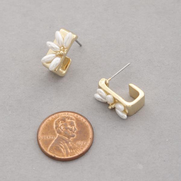 SODAJO FLOWER PEARL GOLD DIPPED EARRING
