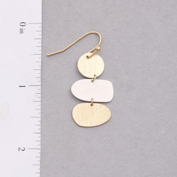 BRUSHED METAL GEO SHAPE DANGLE EARRING