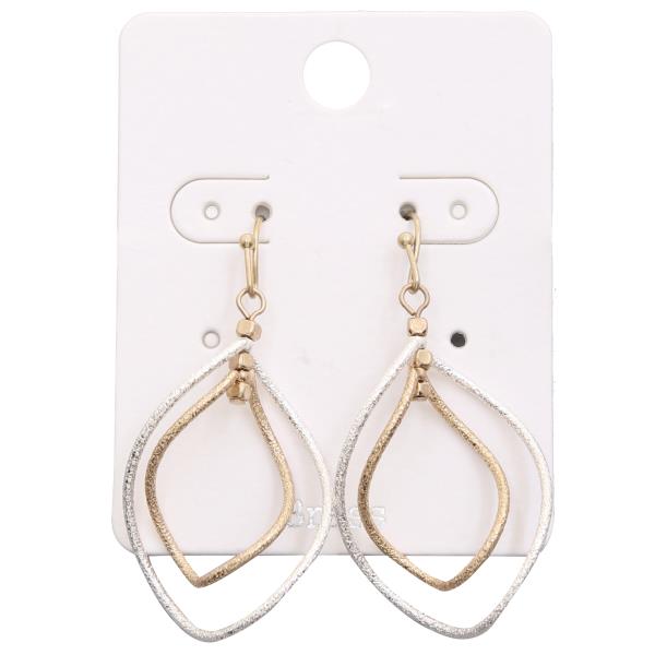 TEXTURED TWO TONE METAL DANGLE EARRING