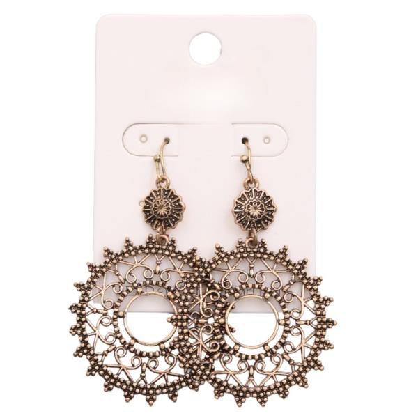 ROUND METAL DANGLE EARRING