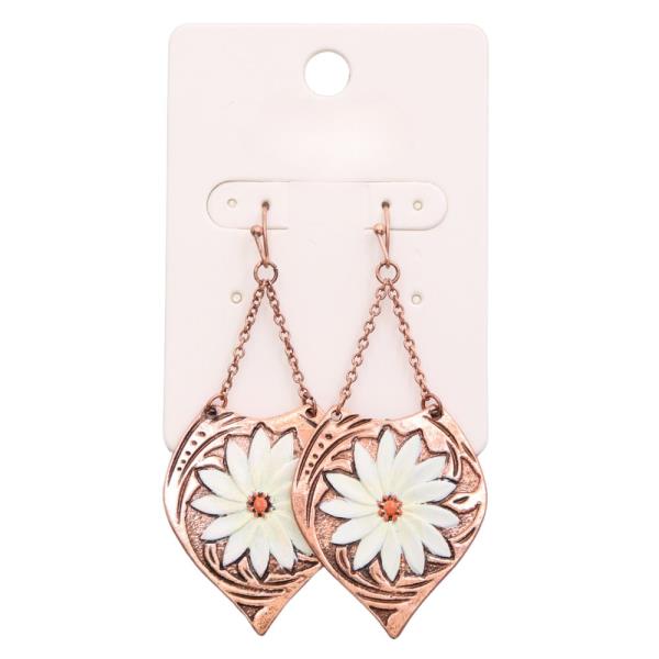FLOWER METAL DANGLE EARRING