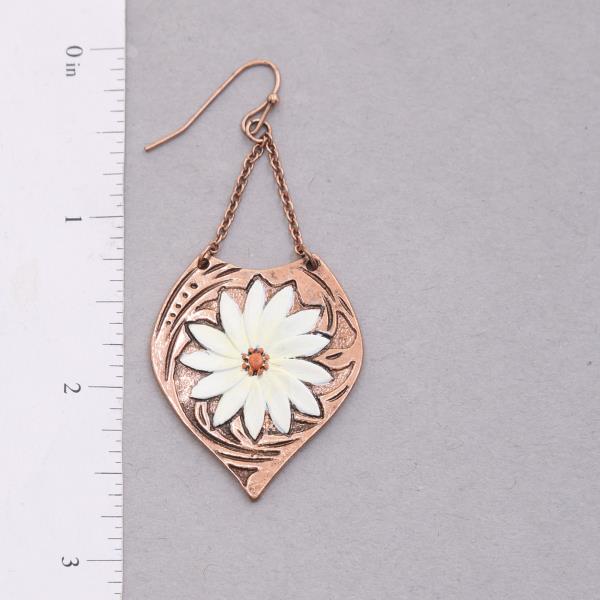 FLOWER METAL DANGLE EARRING