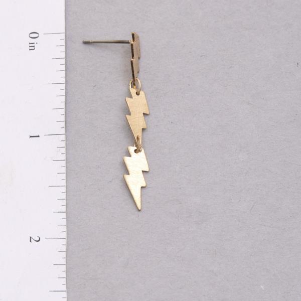 BRUSHED METAL LIGHTNING BOLT DANGLE EARRING
