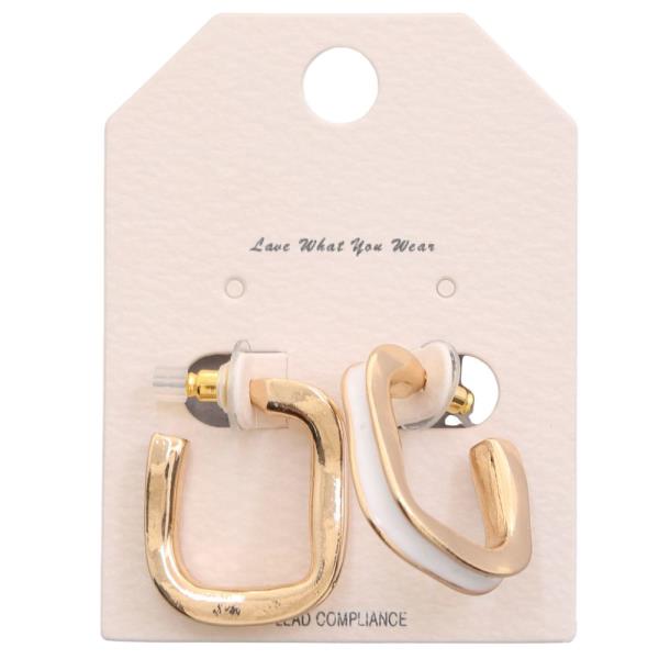 COLOR EDGE OPEN SQUARE METAL EARRING