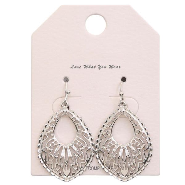 CUT OUT METAL TEARDROP DANGLE EARRING