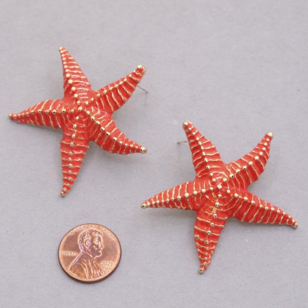 COLOR METAL STARFISH EARRING