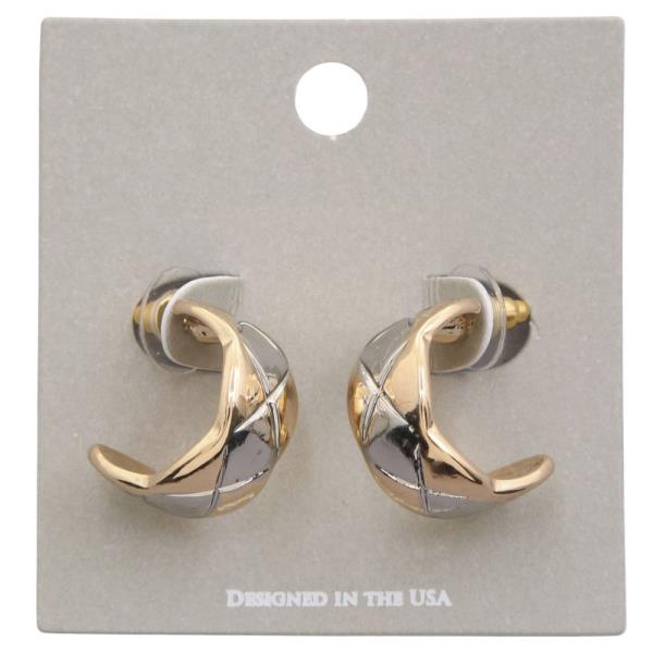 TWO TONE LINED OPEN HOOP EARRING
