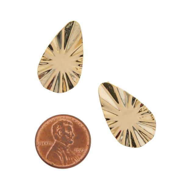 SODAJO TEARDROP METAL GOLD FILLED EARRING