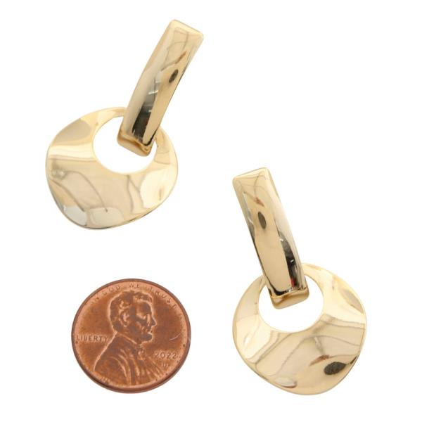 SODAJO ROUND METAL BAR GOLD FILLED EARRING