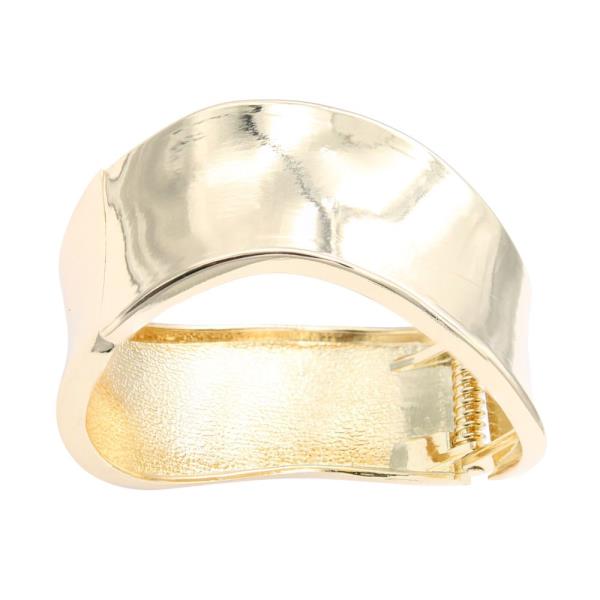 METAL GOLD PLATED BANGLE BRACELET